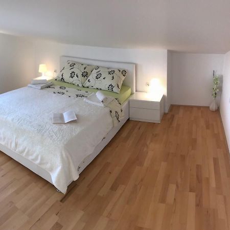 Apartmani Zuzic Krk Town Dış mekan fotoğraf