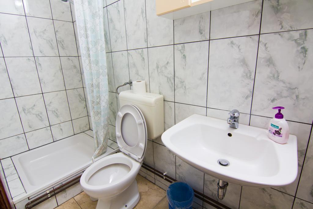 Apartmani Zuzic Krk Town Oda fotoğraf